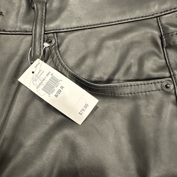 Faux leather pants Gap! 
Never worn, to big . Fits true to size . - Picture 1 of 3